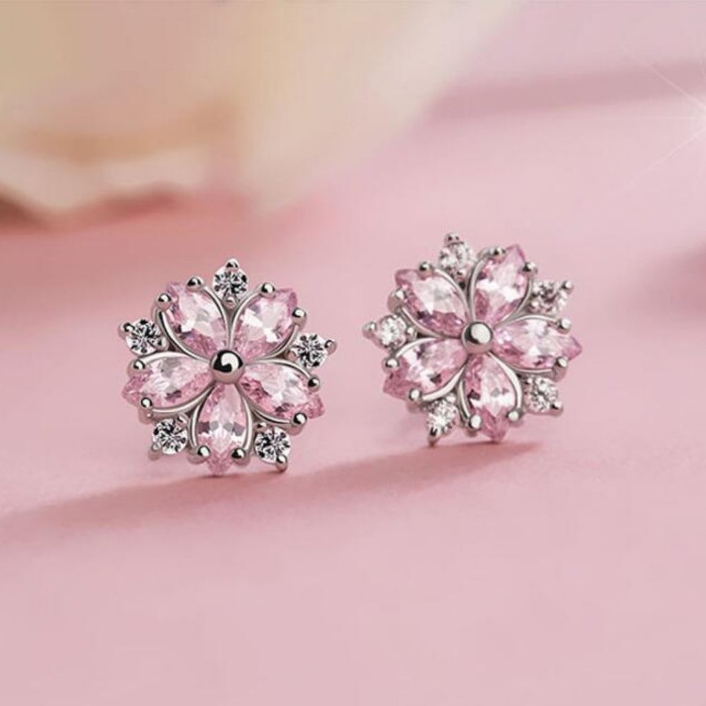 *NEW 925 Sterling Silver Diamond Flower Earrings - Picture 4 of 7